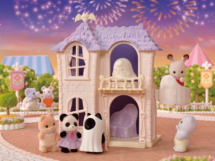 Sylvanian Families // Spooky Surprise House