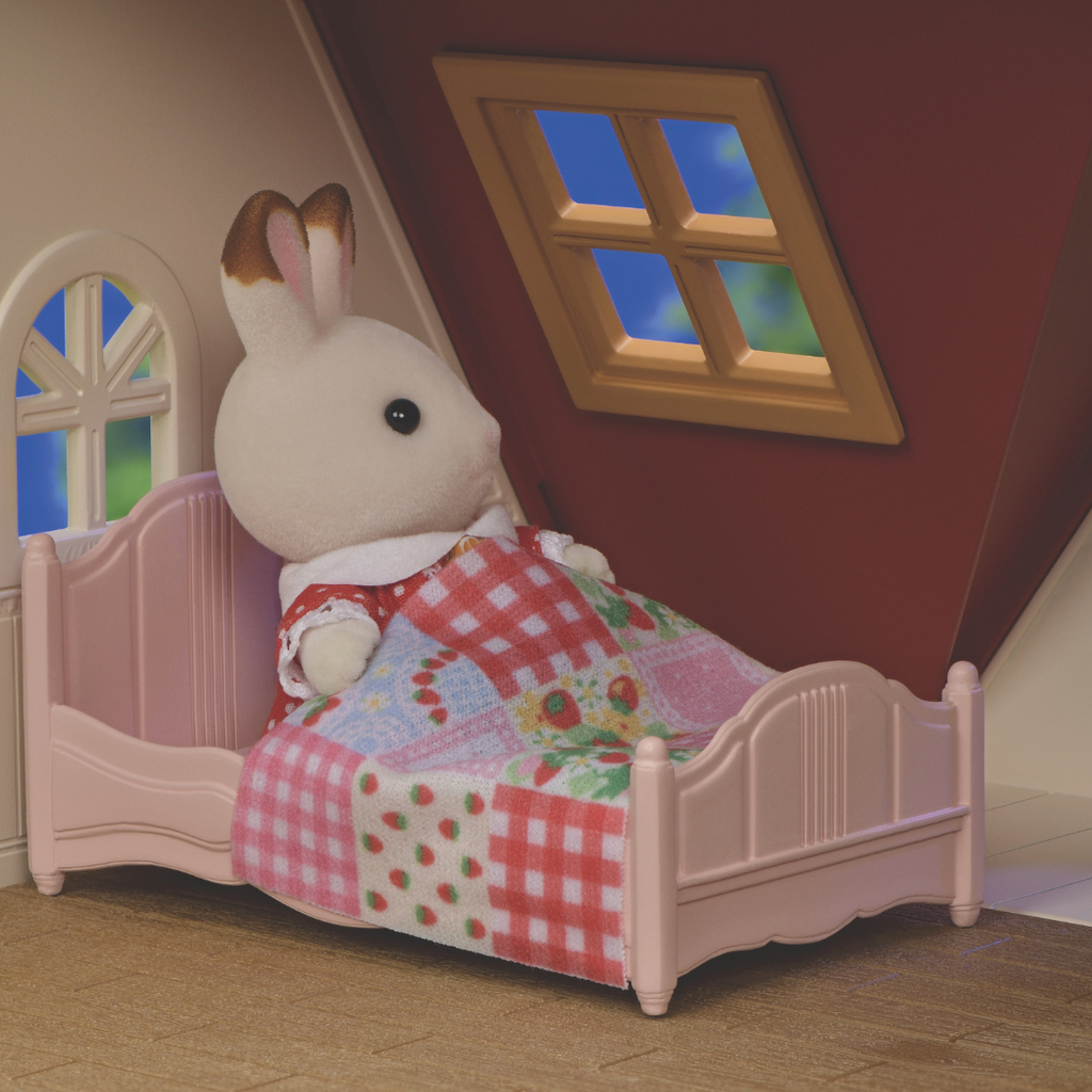 Sylvanian Families // Red Roof Cosy Cottage Starter Home