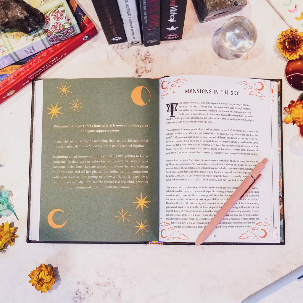 The Astro-Luna Journal: Self-Exploration and Empowerment Through the Moon and Astrology