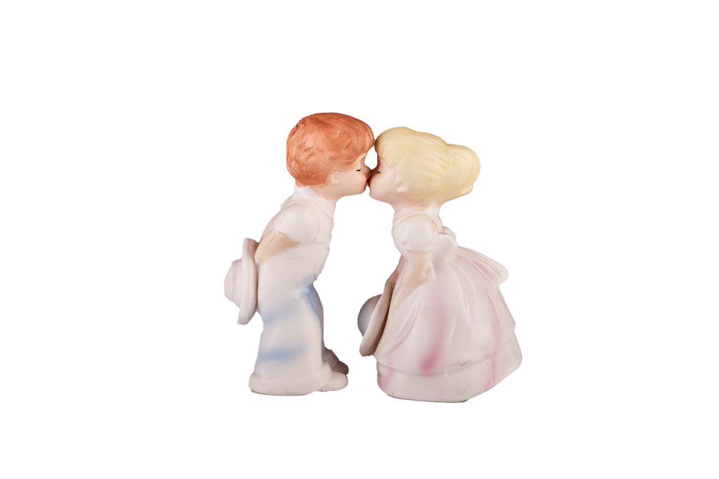 Porcelain Kissing Girl and Boy Set