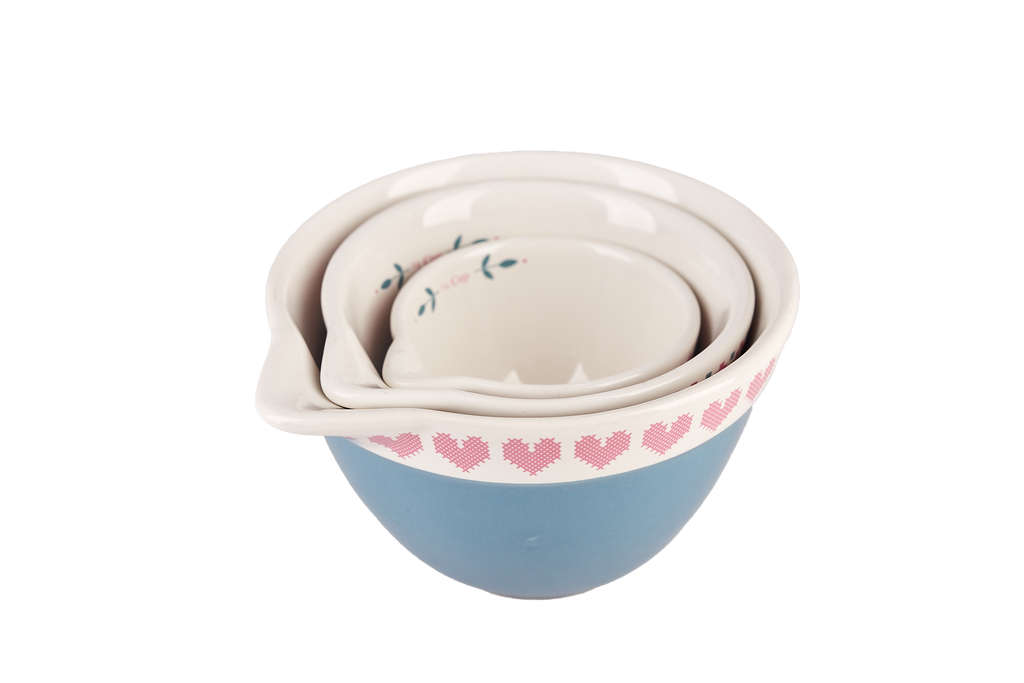 Blue and Pink Measuring Cups Set