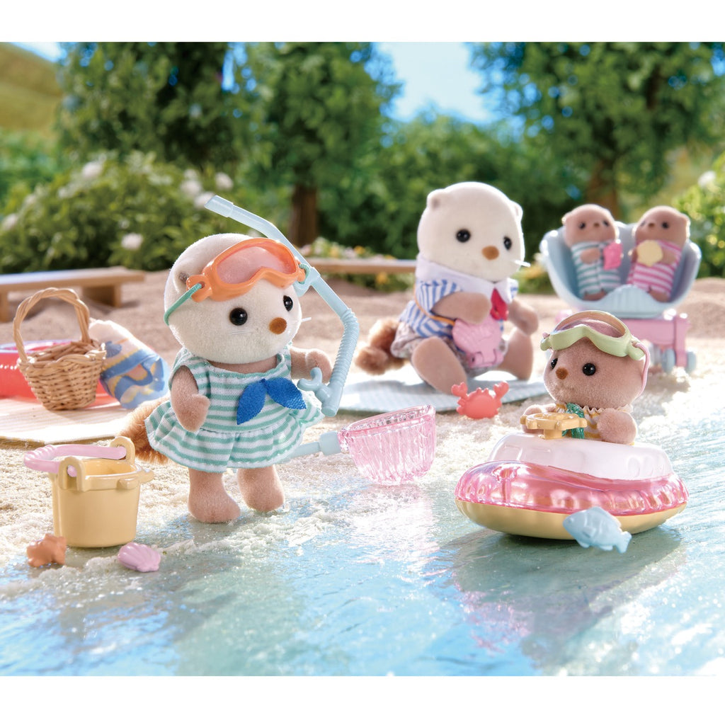 Sylvanian Families // Sea Otter Sisters - Splashy Snorkel Set