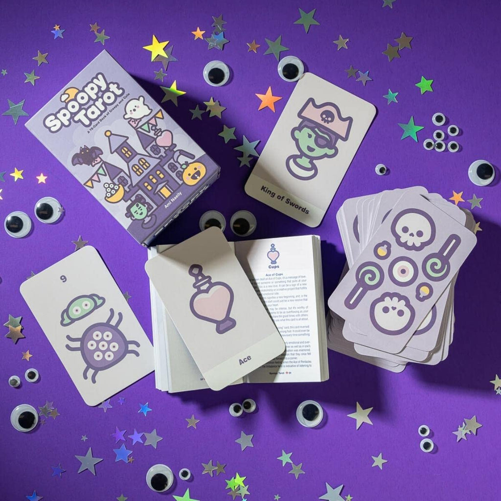 Spoopy Tarot: A 78-Card Deck of Creepy and Cute