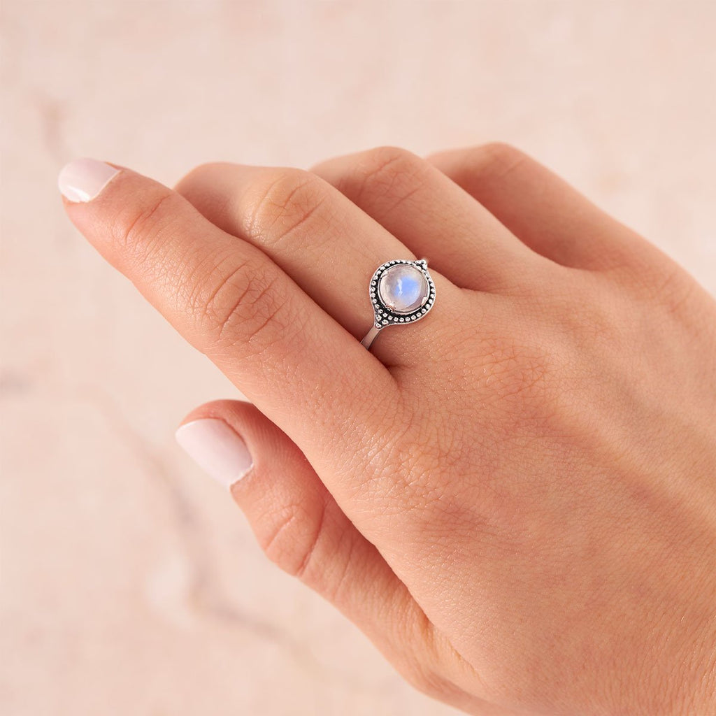 Midsummer Star // Wonderland Moonstone Ring | Jewellery
