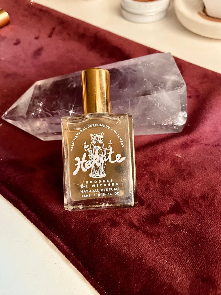 Yalu Perfumery + Witchery // Hekate Perfume Oil - 15ml